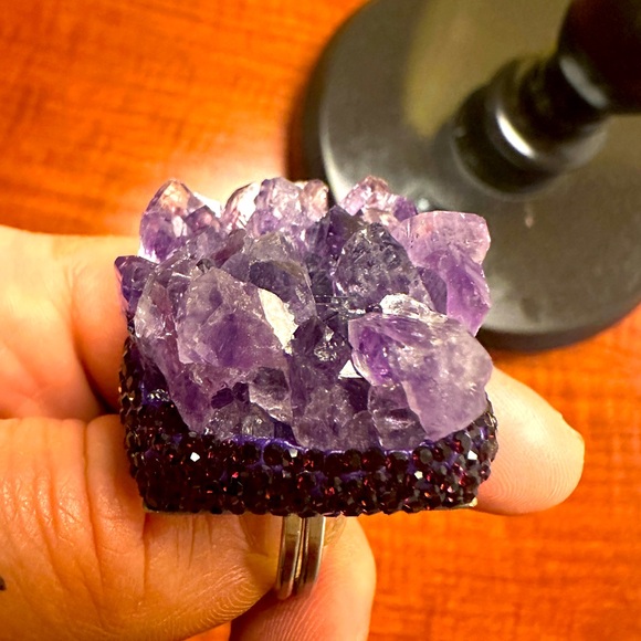 Amy-theist Crystals and Skorsky Crystal ring - Picture 2 of 7